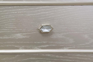 Evangeline 3-drawer Nightstand - Silver Oak
