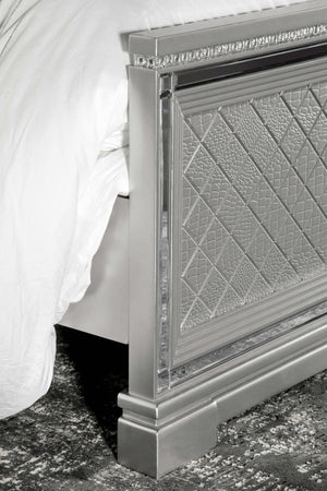 Eleanor Wood Queen Panel Bed - Metallic Mercury