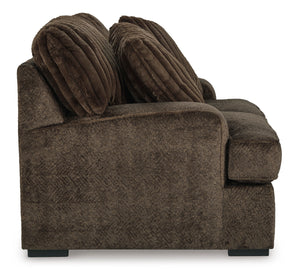 Aylesworth Loveseat - Chocolate