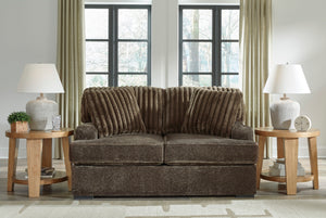 Aylesworth Loveseat - Chocolate