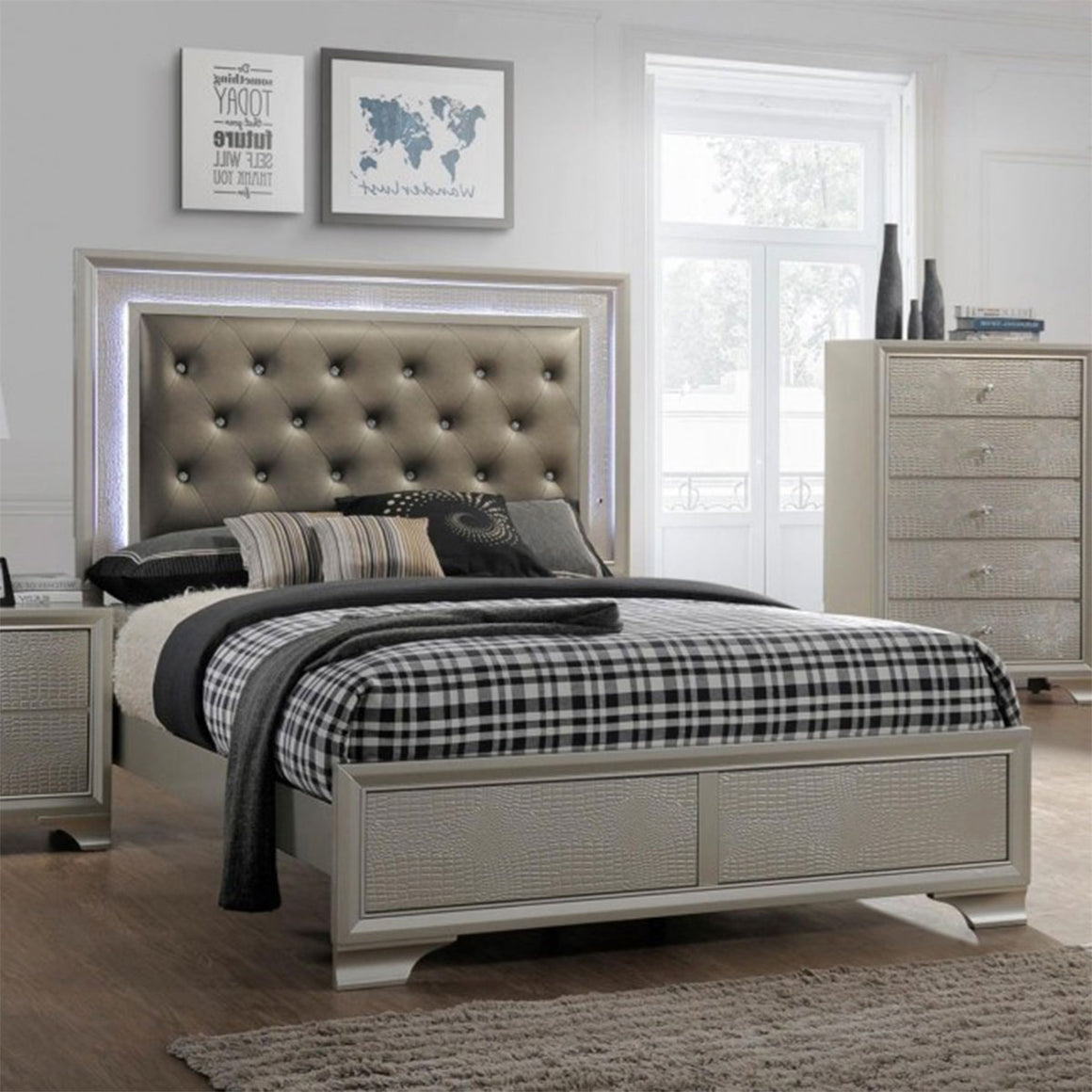 Lyssa Upholstered Panel Bed